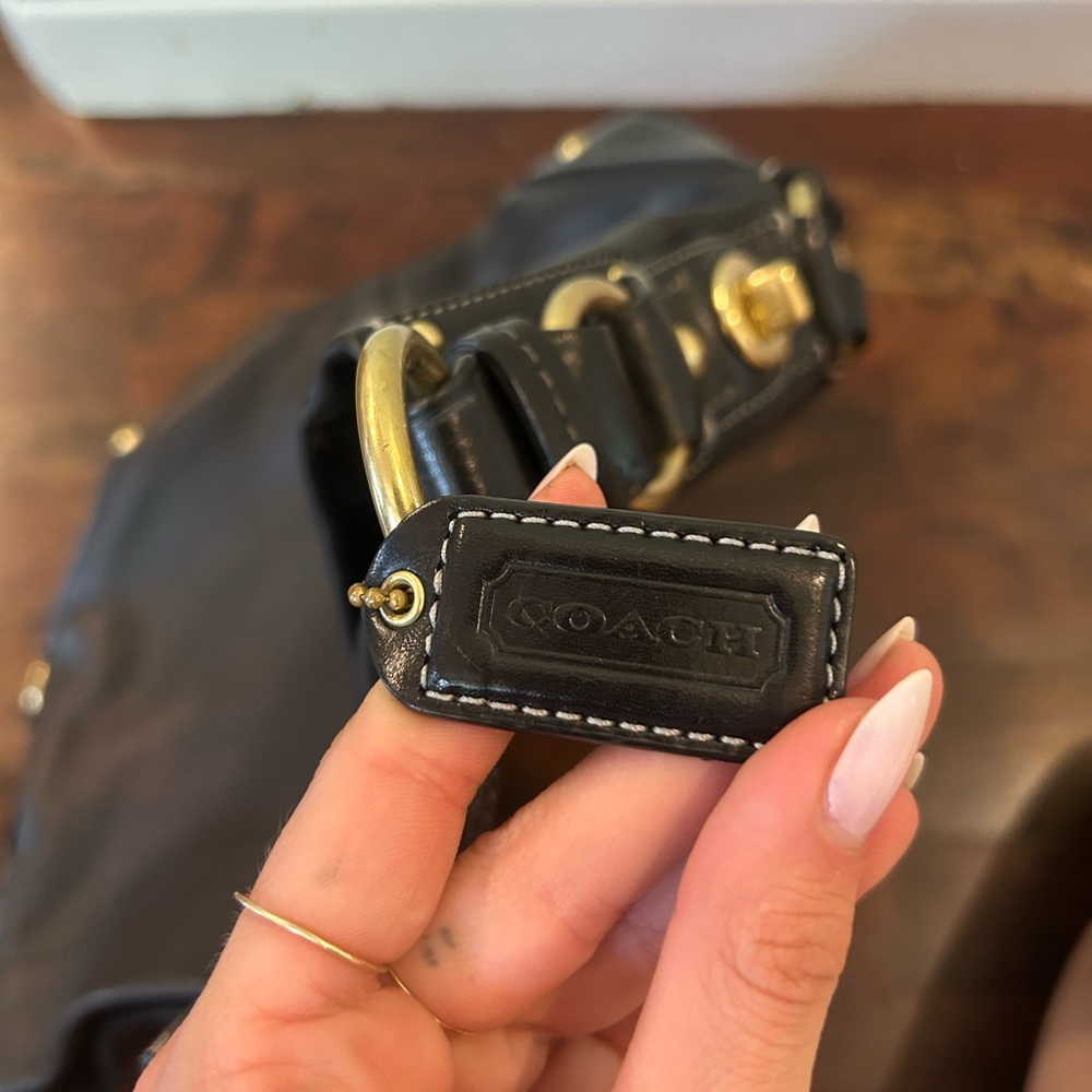 Coach Black Leather Shoulder Bag - Picture 5 of 9